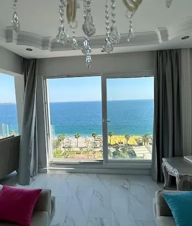 Apartment Konyaalti Denizin Ustunde Gemi Ev Antalya